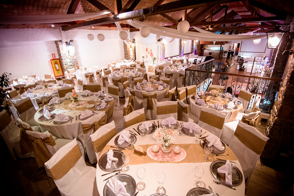 Salon Colonial